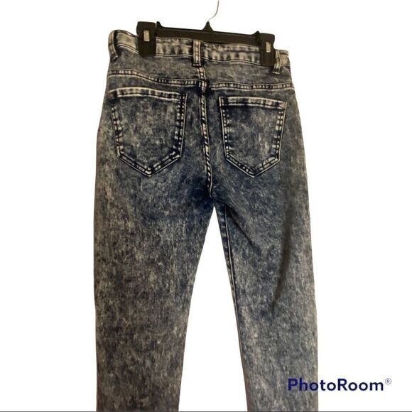 Delia’s Women’s 90’s Vibe Dark Denim Acid Wash High-Waist Jeans Size 3 - Picture 4 of 12